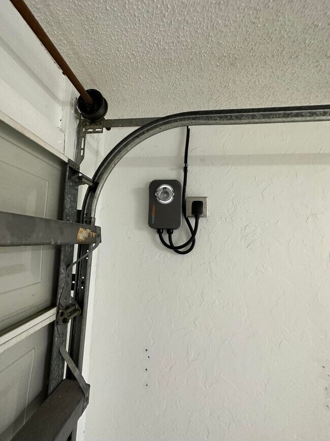 Building Photo - 1891 Oak Berry Cir