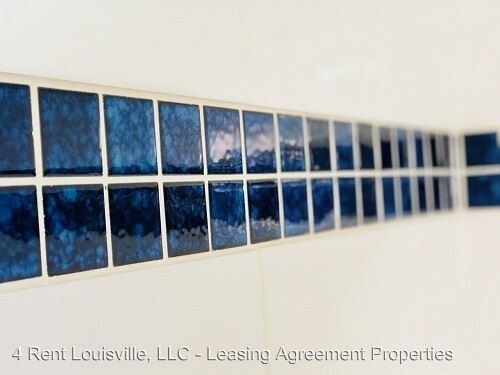 Building Photo - 2745 Grinstead Dr