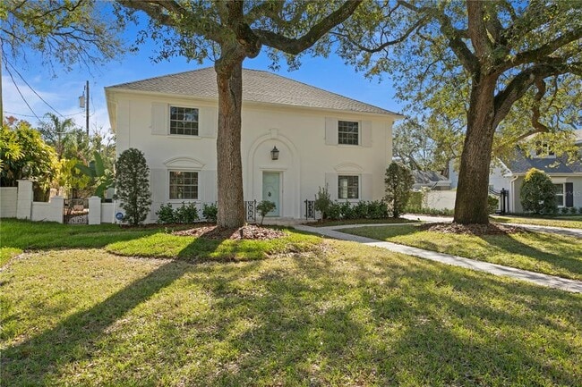 Building Photo - 4704 W Brookwood Dr