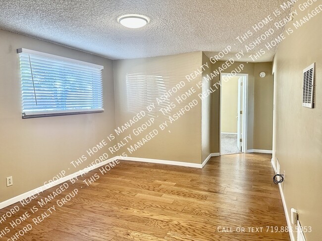 Building Photo - 3712 Windflower Cir