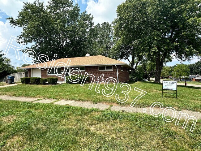 Primary Photo - 3 Bed 2 Bath Home In Huber