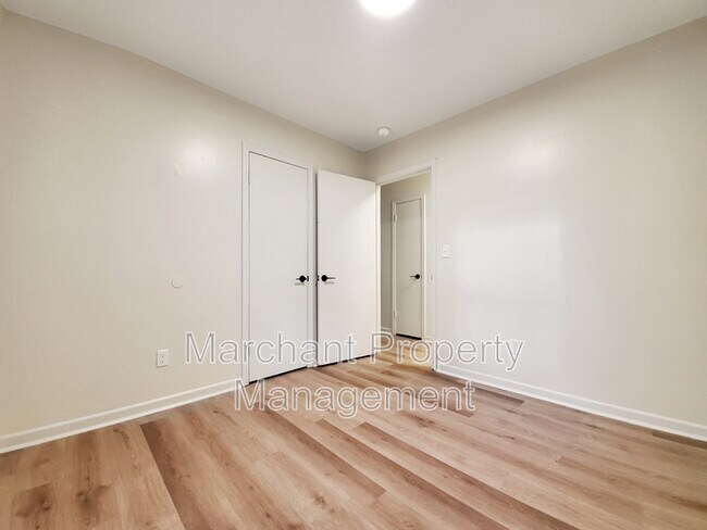 Building Photo - 106 Carlton Ct