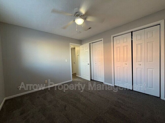 Building Photo - 3840 S 46th St