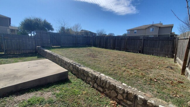 Building Photo - 14001 Cambourne Dr