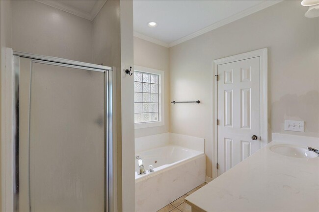 Building Photo - 108 Turnberry Cv