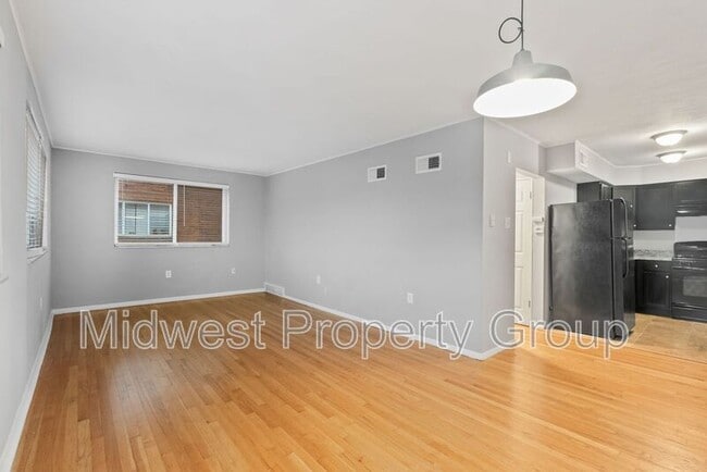 Building Photo - 2507 S Big Bend Blvd