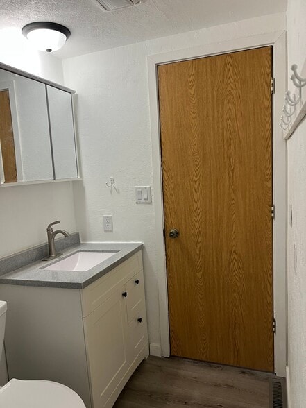 Building Photo - 6099 WI-42