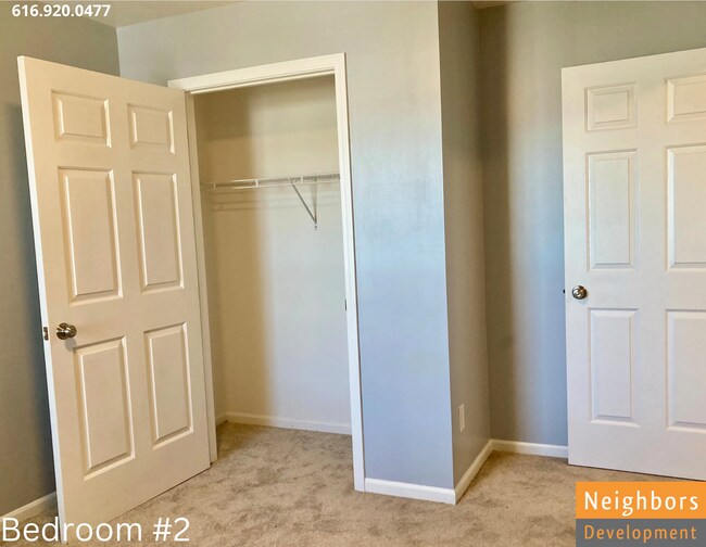 Building Photo - 5425 Rivertown Cir SW