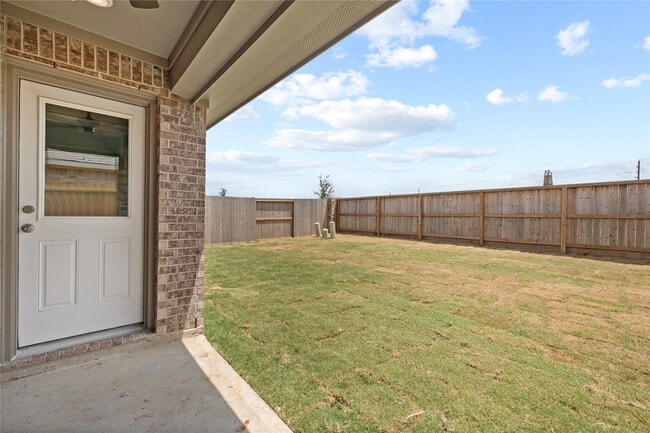 Building Photo - 10414 Starfire Yellow Dr