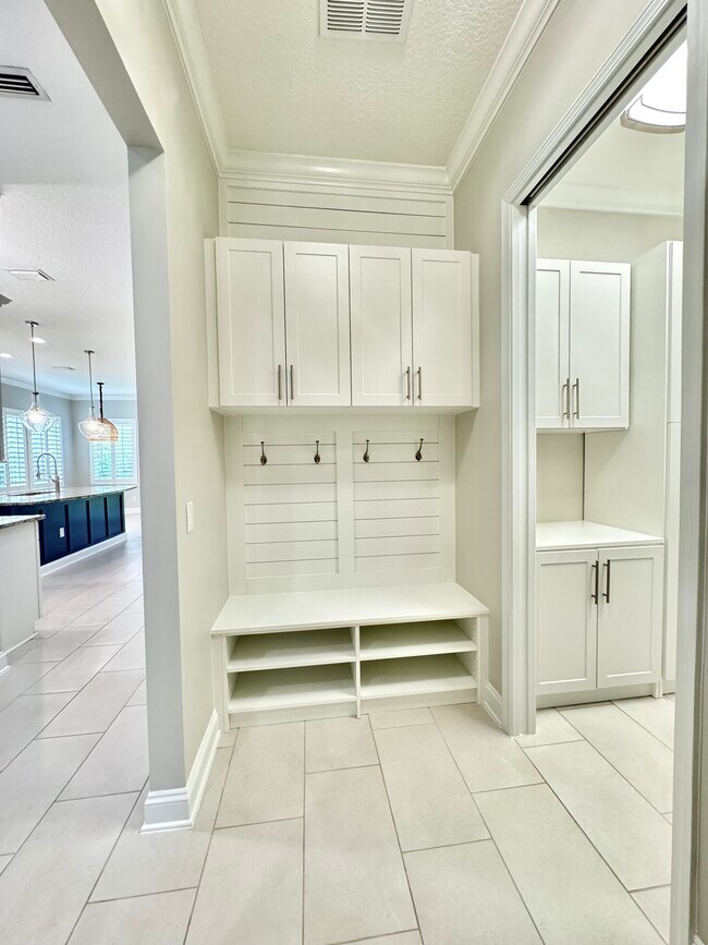 Building Photo - 189 Seabrook Dr
