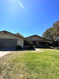 Building Photo - Three bedroom home