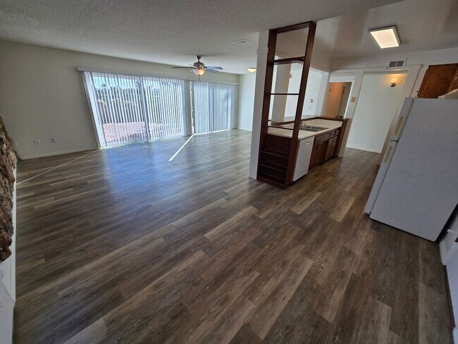 Building Photo - Clairemont 3-Br., 2 Ba. Home Cul-De-Sac