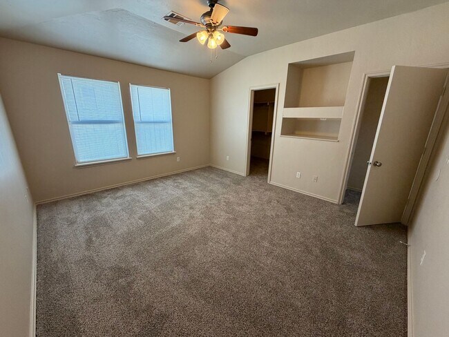 Building Photo - 212 Chalmette Dr