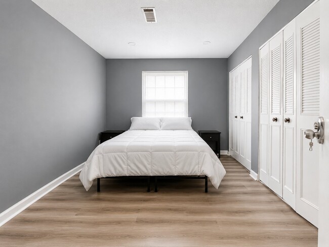 Building Photo - 7021 Fruitwood Ct
