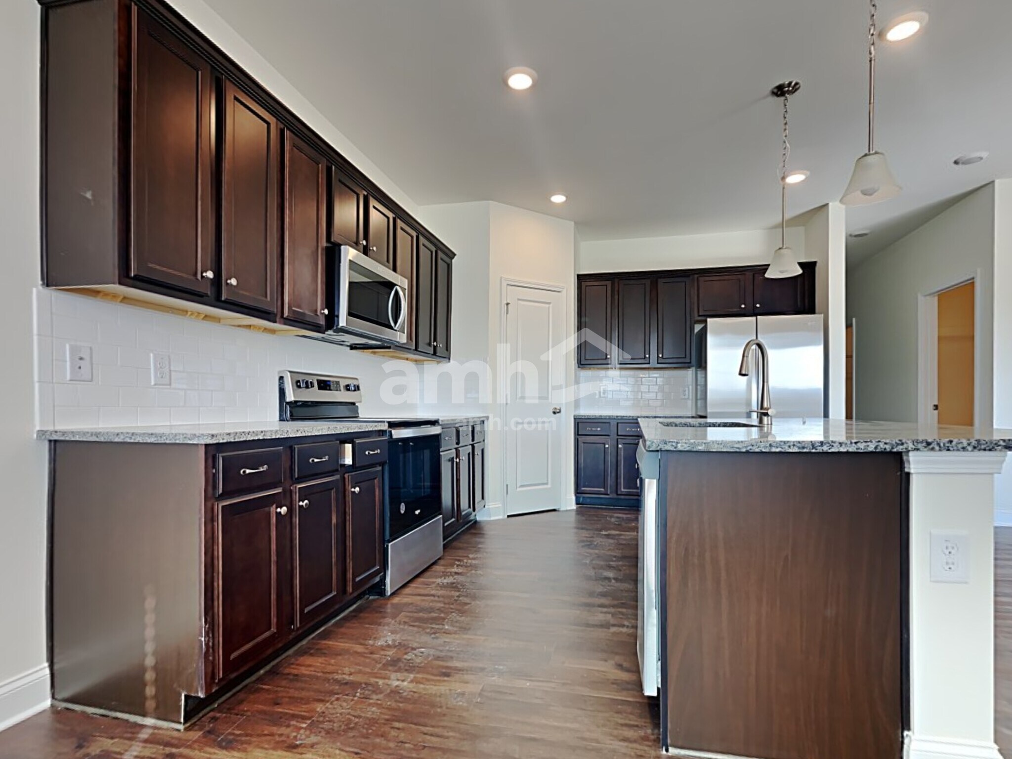 Building Photo - 813 Headland Way