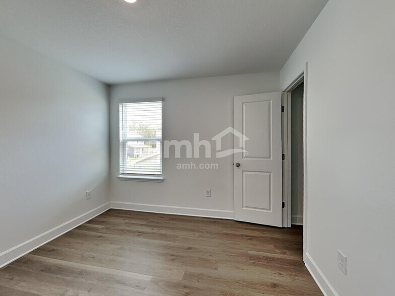 Building Photo - 16508 Cheyanne Ct