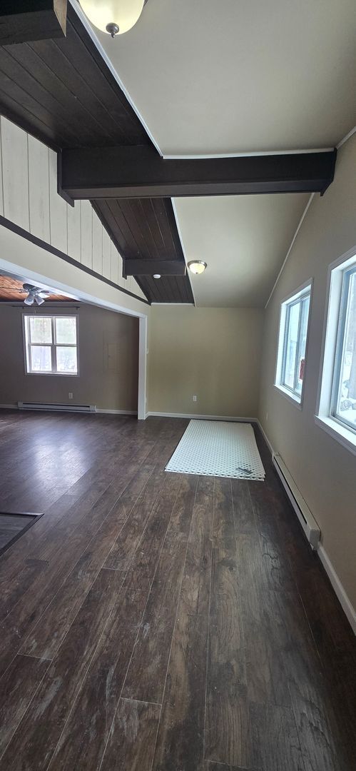 Building Photo - Cute as a button 2 bedroom ranch in Kunkletown!