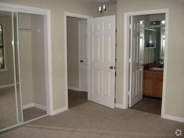 Bedroom - Timberwood Townhomes