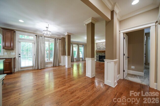 Building Photo - 5534 Open Book Ln
