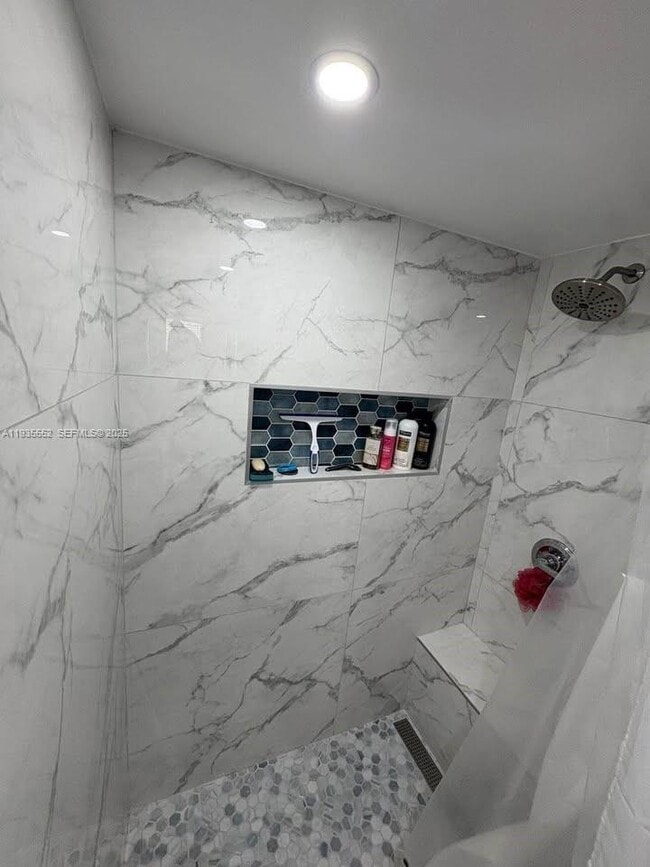 Building Photo - 6841 SW 147th Ave