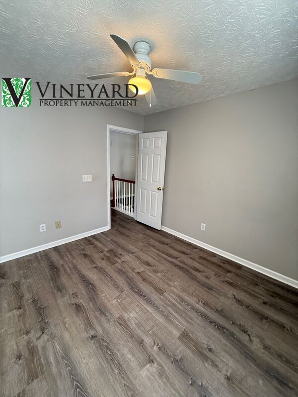 Building Photo - 242 Silver Ridge Dr