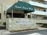 Building Photo - Franklin Park Grand Towers Condo 2BR 2BA