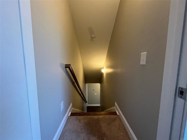 Building Photo - 966 Wheat Ridge Dr