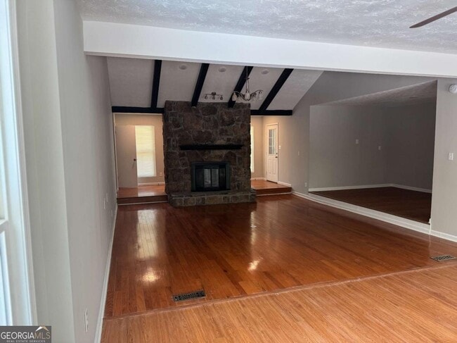 Building Photo - 1516 Chase Ct