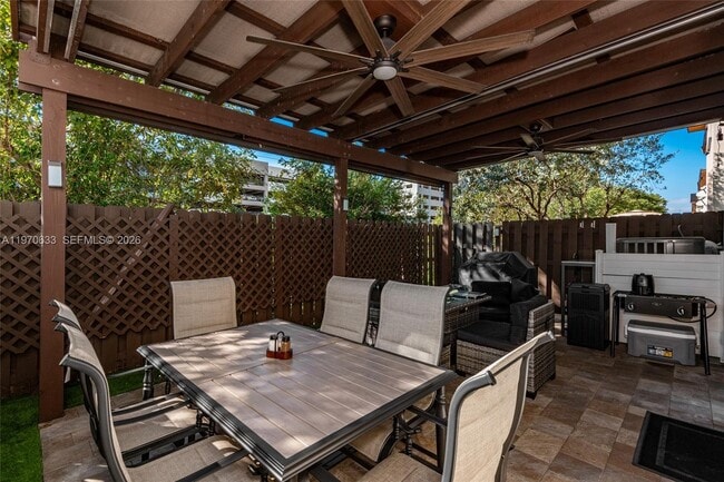 Building Photo - 7902 NW 105th Ct