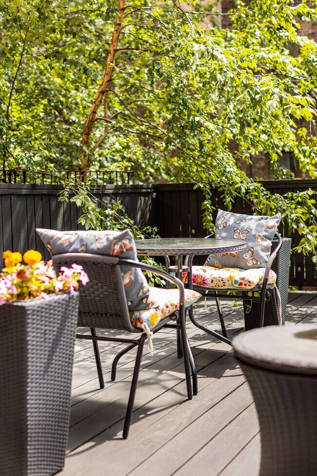 Building Photo - 179 Sullivan St