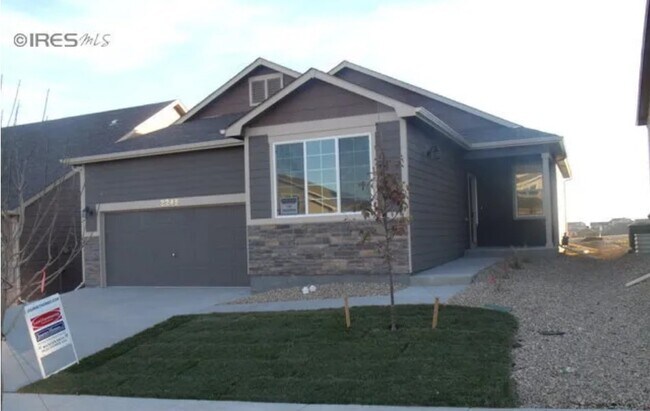 Building Photo - 2202 Thoreau Dr