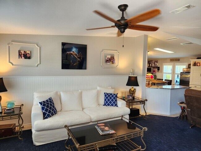 Building Photo - 7717 White Egret Ln