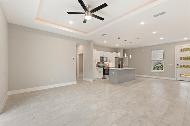 Building Photo - 3093 Spice Ln