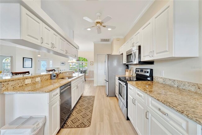 Building Photo - 6738 Peach Tree Creek Rd