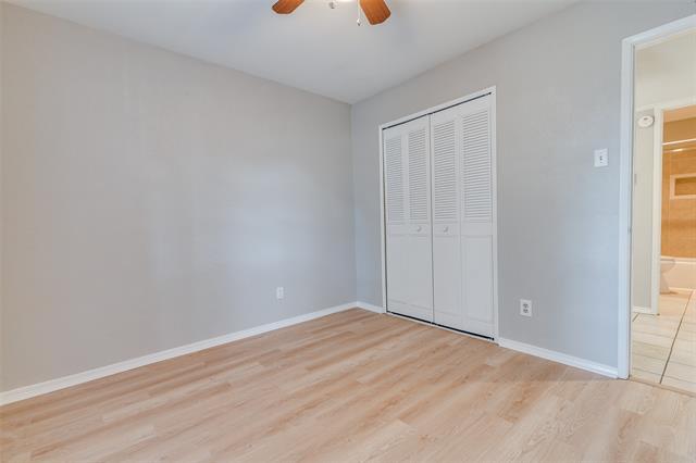 Building Photo - 1517 Deepwood Dr