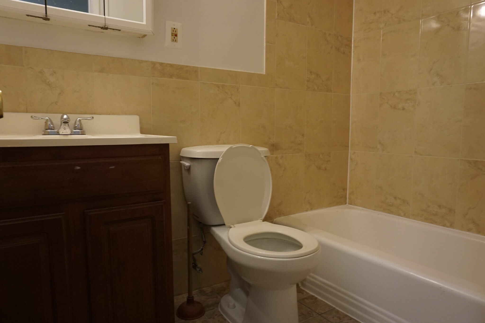 Building Photo - 4330 Hartwick road