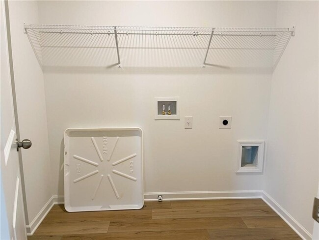 Building Photo - 290 Rivulet Dr