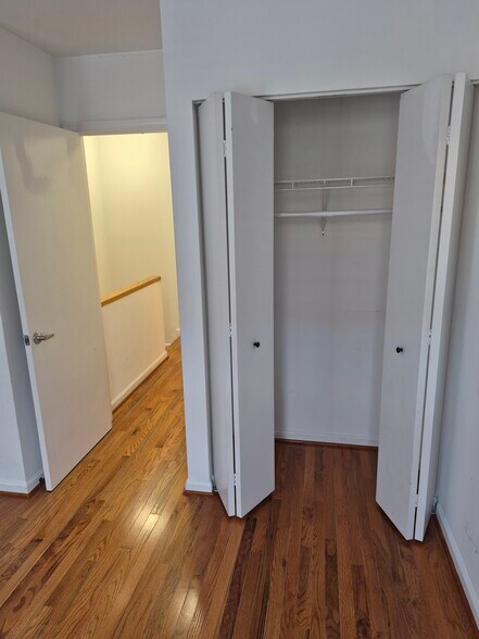 Bedroom Front - Closet Space - 432 Oakdale Pl NW