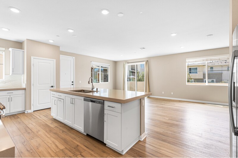 Building Photo - 2195 Bluestone Cir