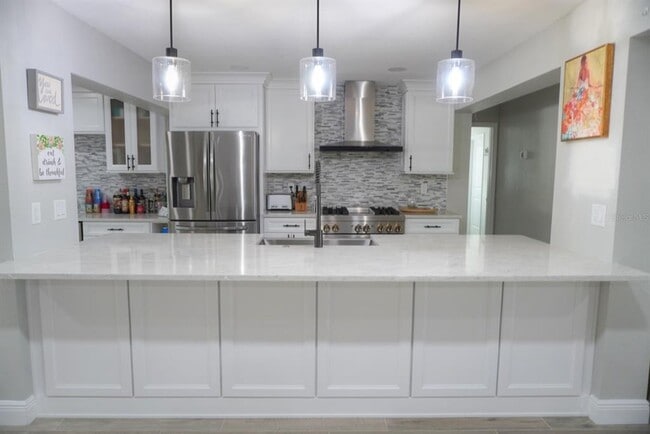 Building Photo - 293 Monte Cristo Blvd