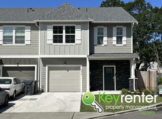 Primary Photo - Must-have 3Bed/2.5Bath Lakewood Home