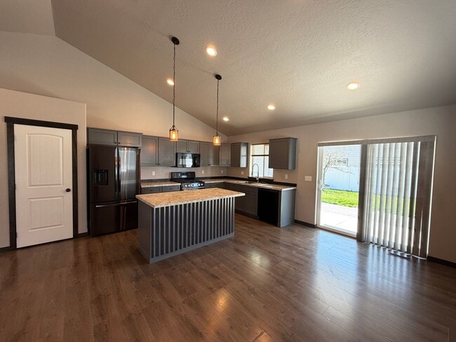 Building Photo - Rathdrum Rancher