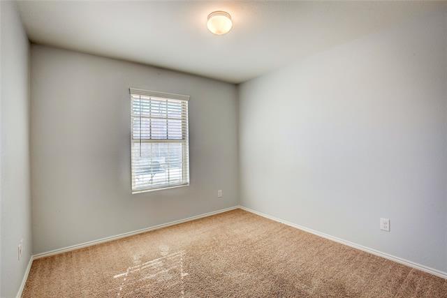 Building Photo - 404 Falling Star Dr