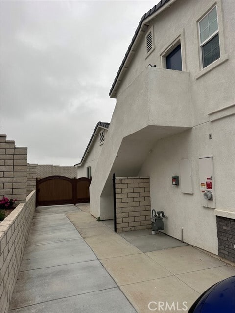 Building Photo - 6899 N Curtis Ln