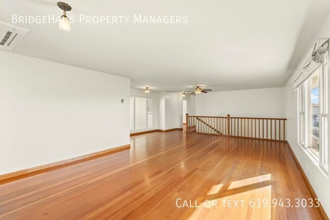 Building Photo - 4739 Hillcrest Ave