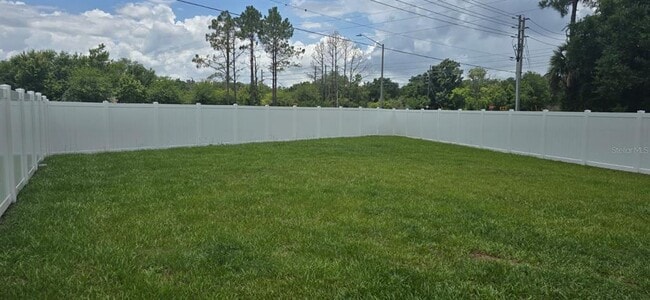 Building Photo - 726 Bobcat Ct