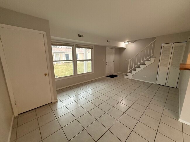 Building Photo - 2167 N Heather Ln