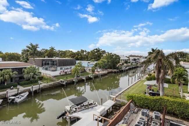 Building Photo - 1400 Blue Point Ave