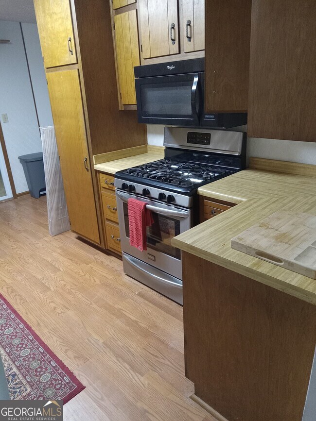 Building Photo - 969 Redan Trail
