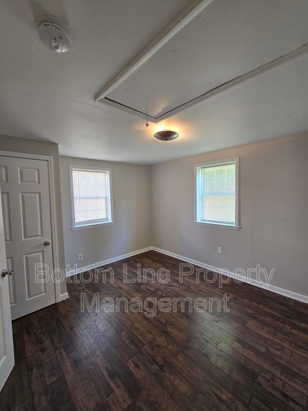 Building Photo - 1017 Rodey Ave